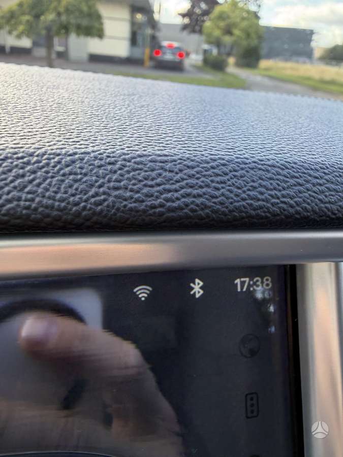 Tesla Model S, 85 kWh, hatchback