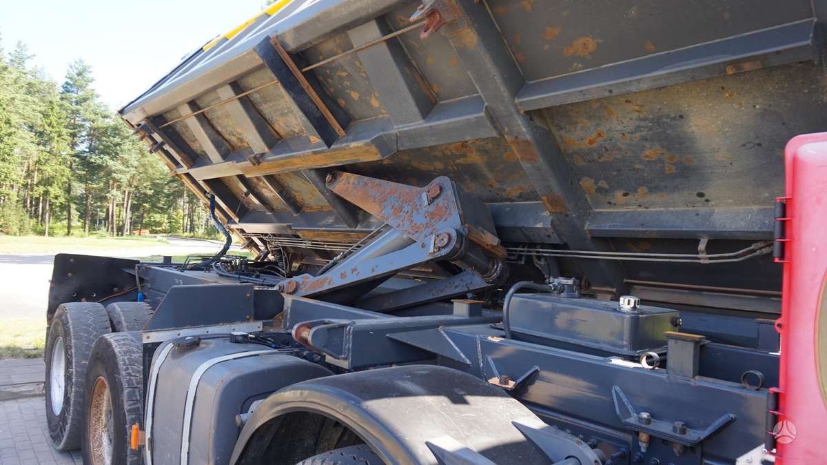 Renault Kerax 460, самосвалы