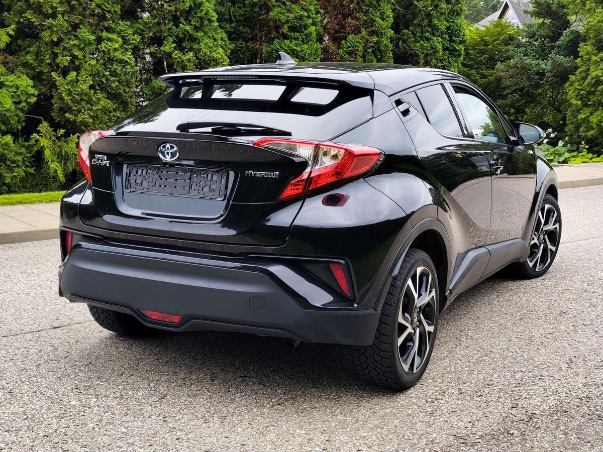 Toyota C-HR - 4
