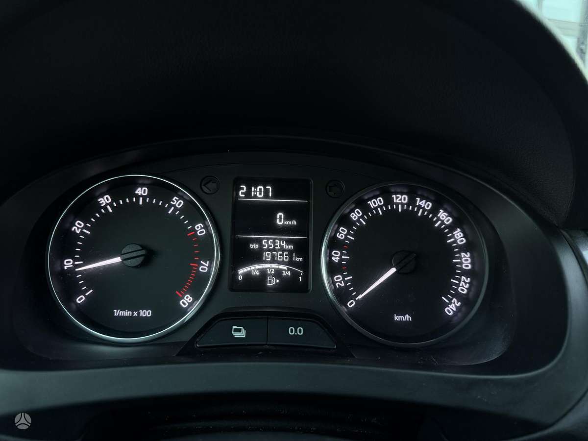 Skoda Rapid, 1.2 l., hatchback