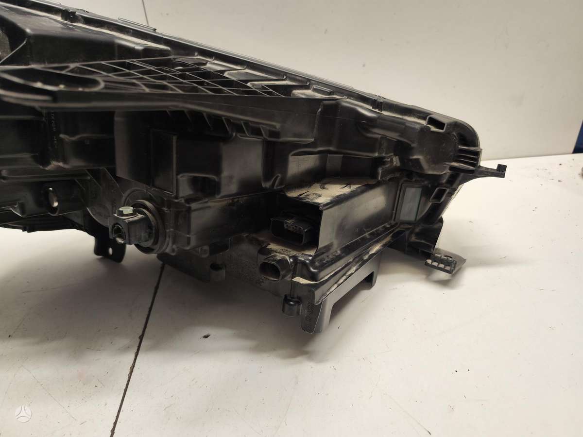 Ford Mustang Mach-E, Lj8b13e015ee