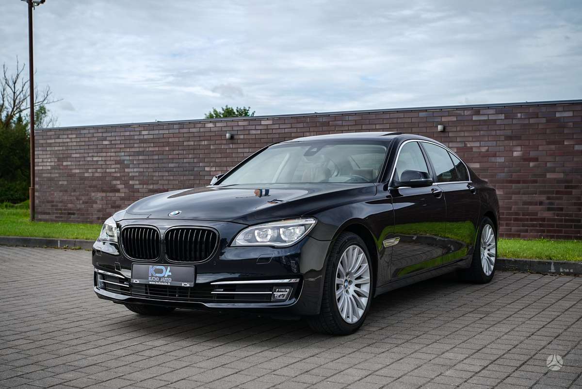 BMW 730, 3.0 l., Седан