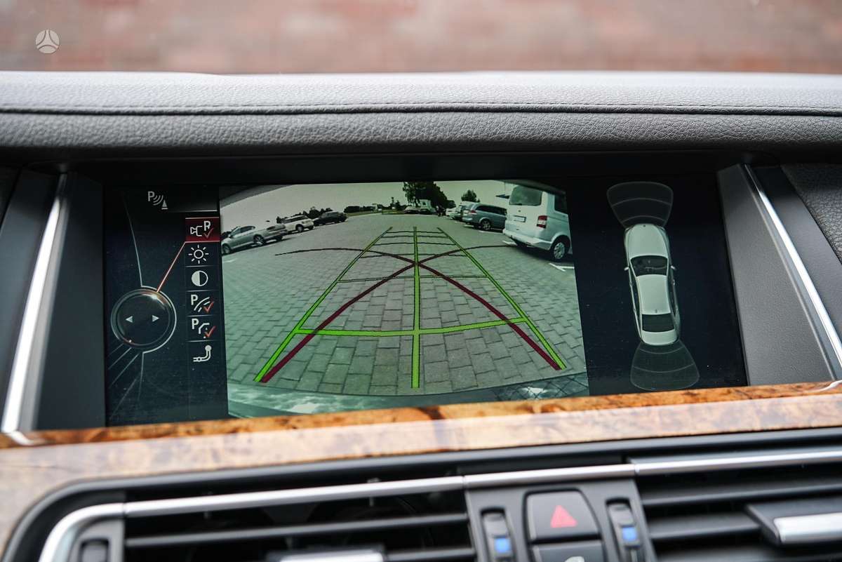 BMW 730, 3.0 l., Седан