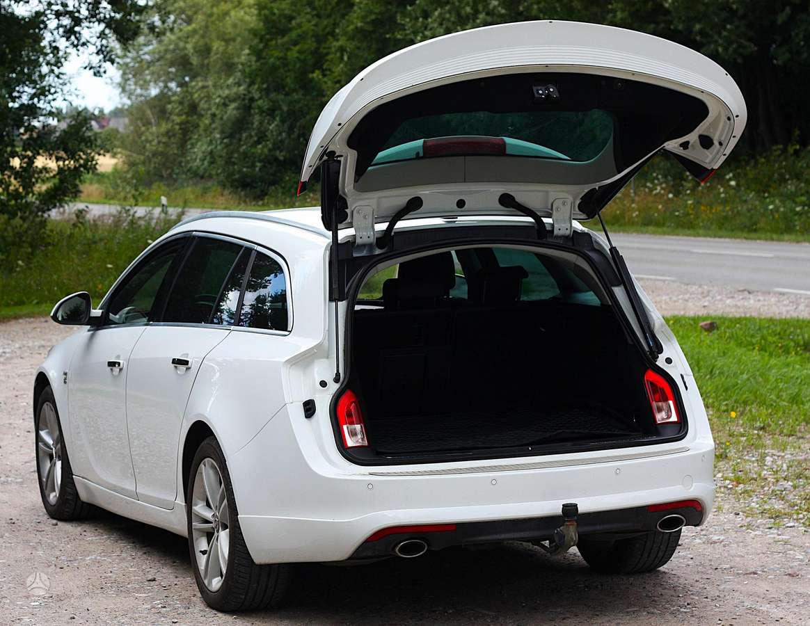 Opel Insignia, 2.0 l., wagon
