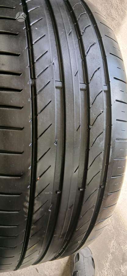 Continental, летние 235/45 R17