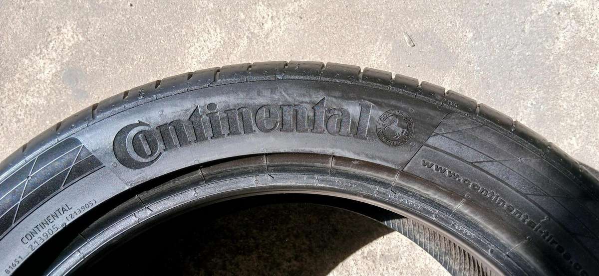 Continental, летние 235/45 R17