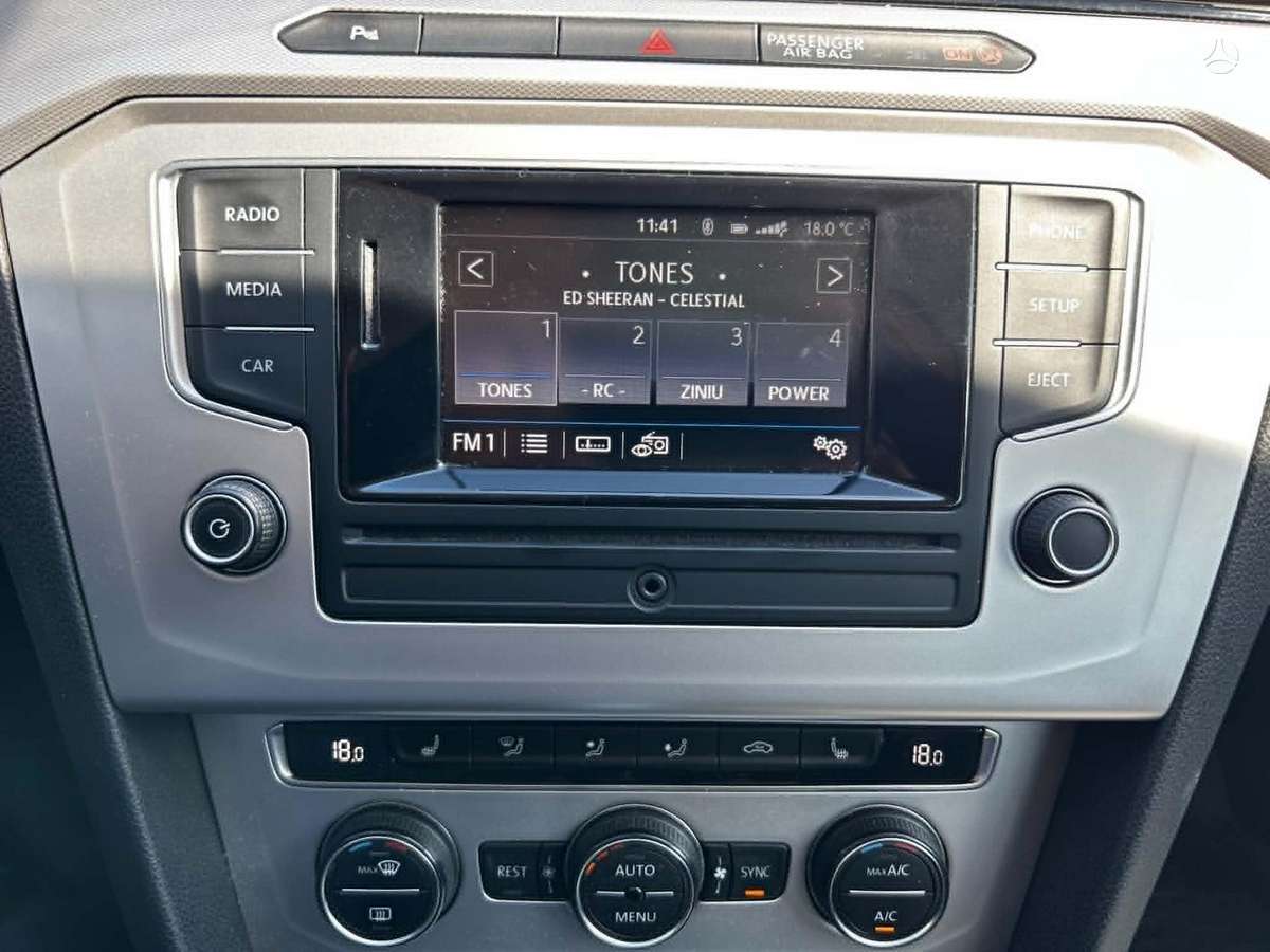 Volkswagen Passat - 7