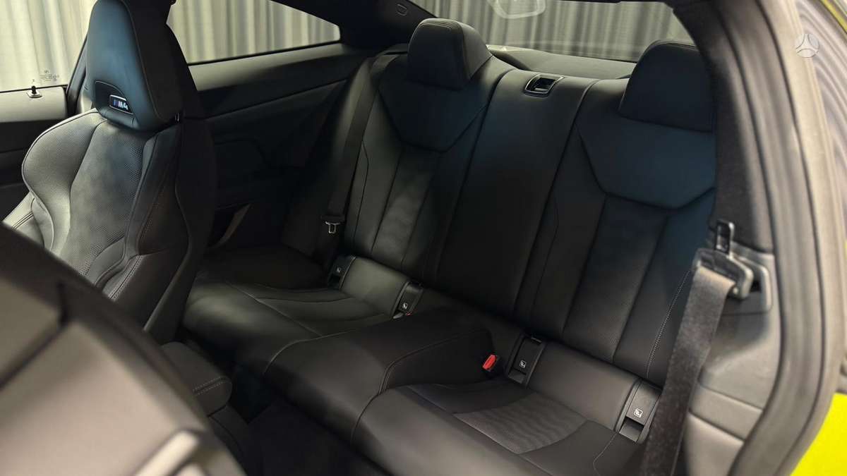 BMW M4, 3.0 l., coupe
