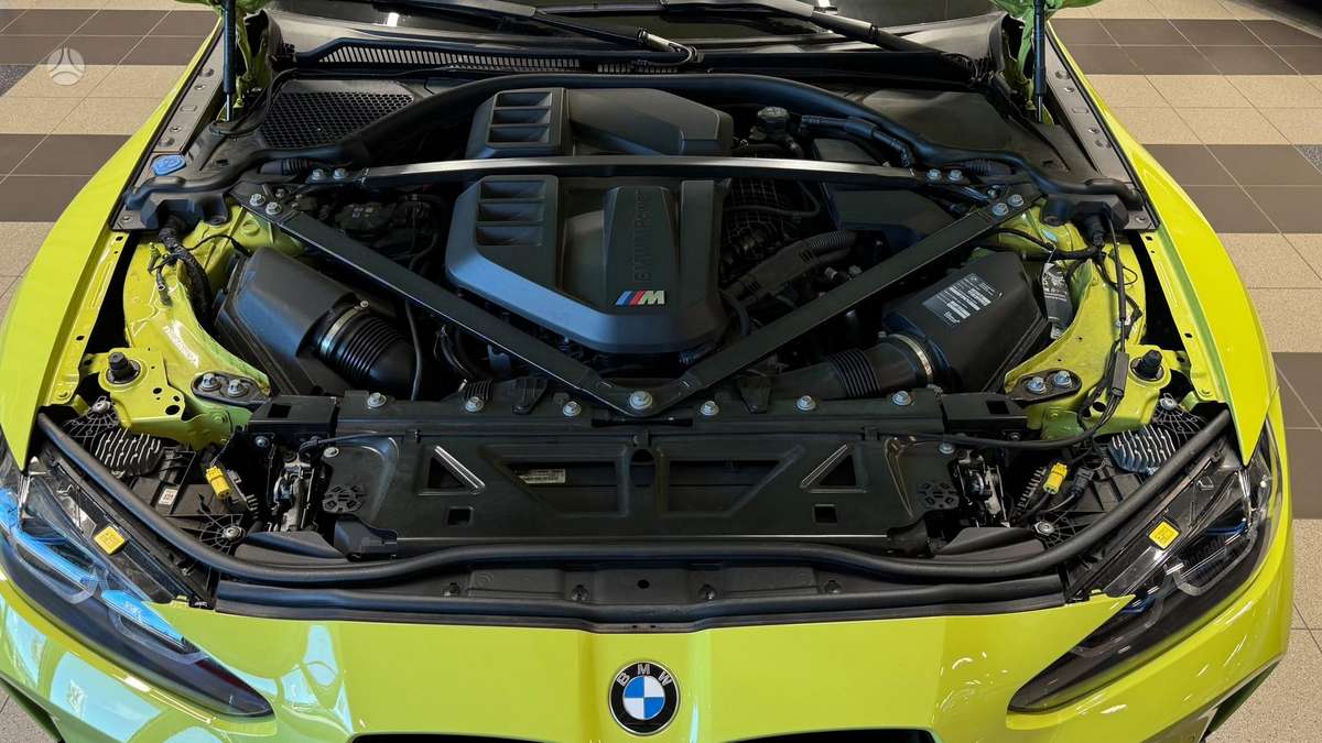 BMW M4, 3.0 l., coupe