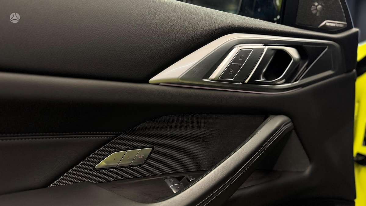 BMW M4, 3.0 l., coupe