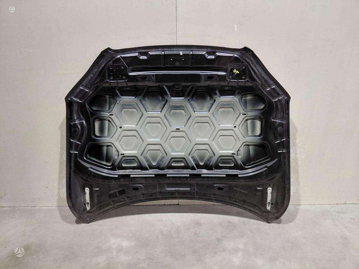 Volvo XC90 hood (front, rear)