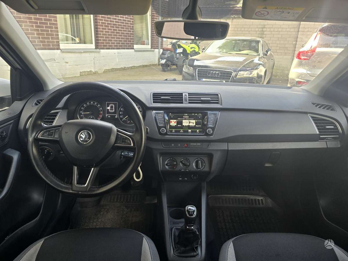 Škoda Fabia - 8