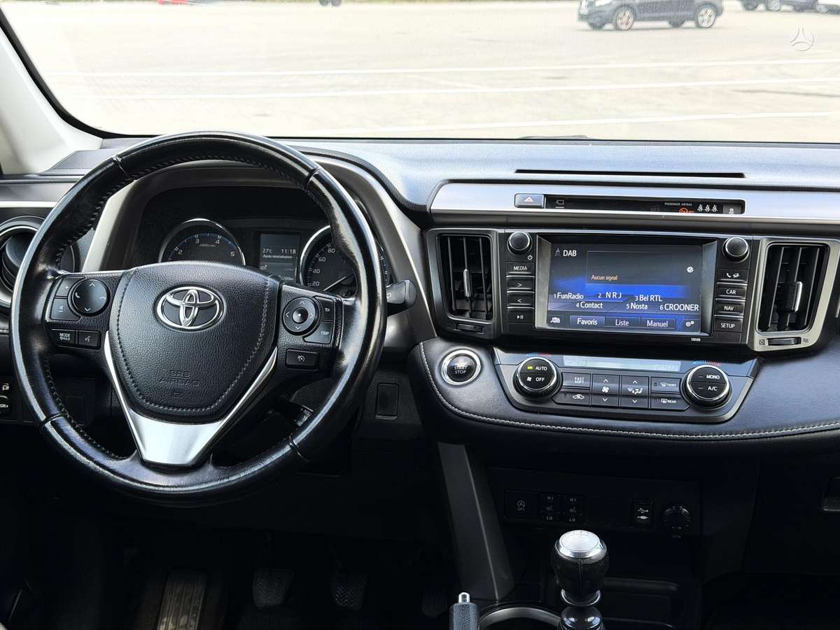 Toyota RAV4, 2.0 l., off-road / crossover