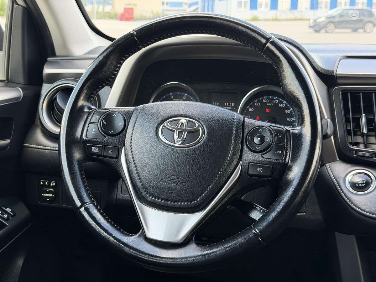 Toyota RAV4, 2.0 l., off-road / crossover