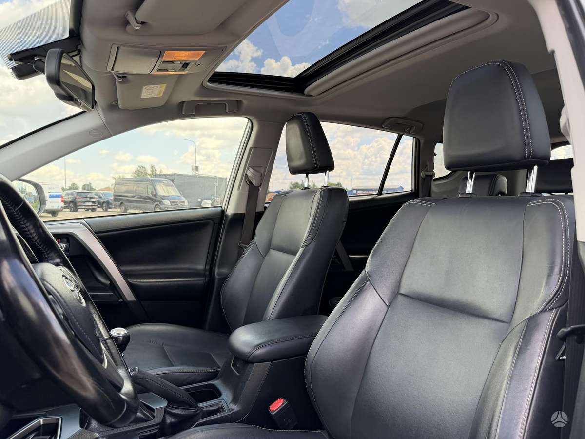 Toyota RAV4, 2.0 l., off-road / crossover