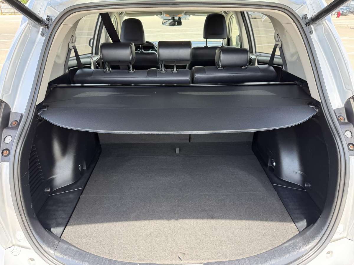 Toyota RAV4, 2.0 l., off-road / crossover