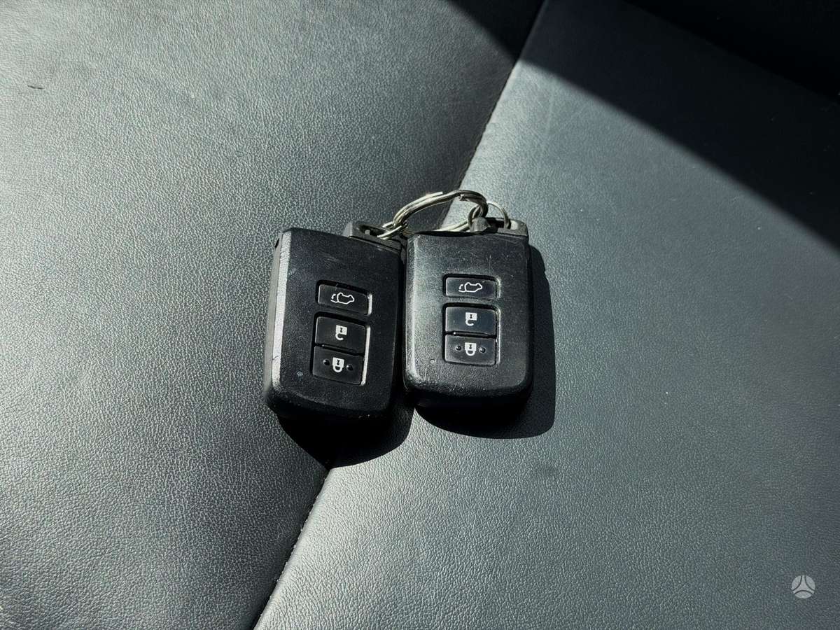 Toyota RAV4, 2.0 l., off-road / crossover