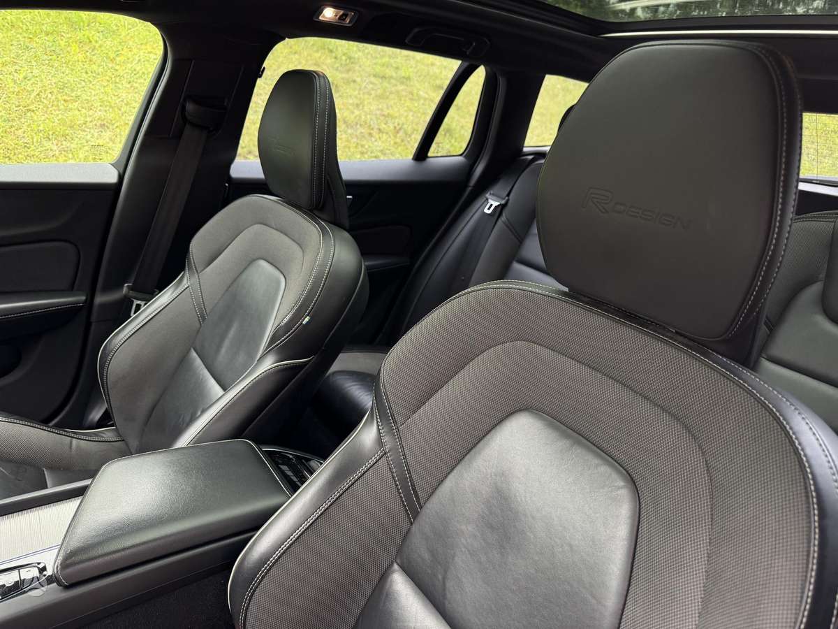 Volvo V60, 2.0 l., Универсал