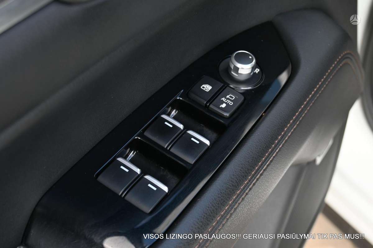 Mazda CX-5, 2.2 l., off-road / crossover