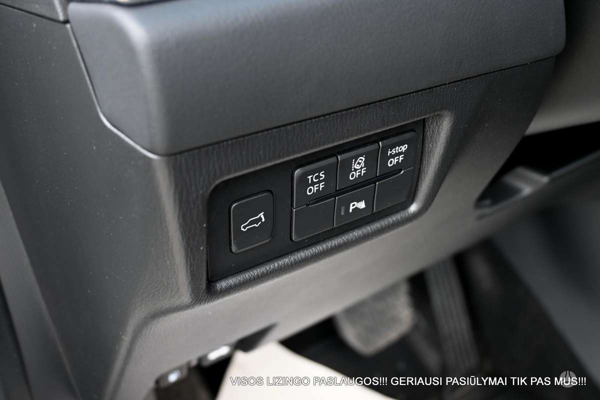 Mazda CX-5, 2.2 l., off-road / crossover