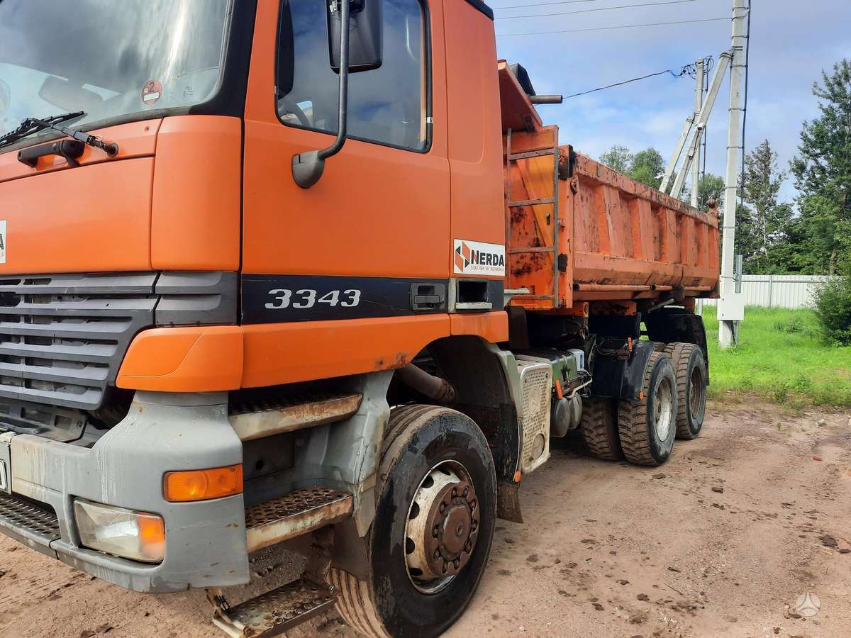 Mercedes-Benz 3343, самосвалы