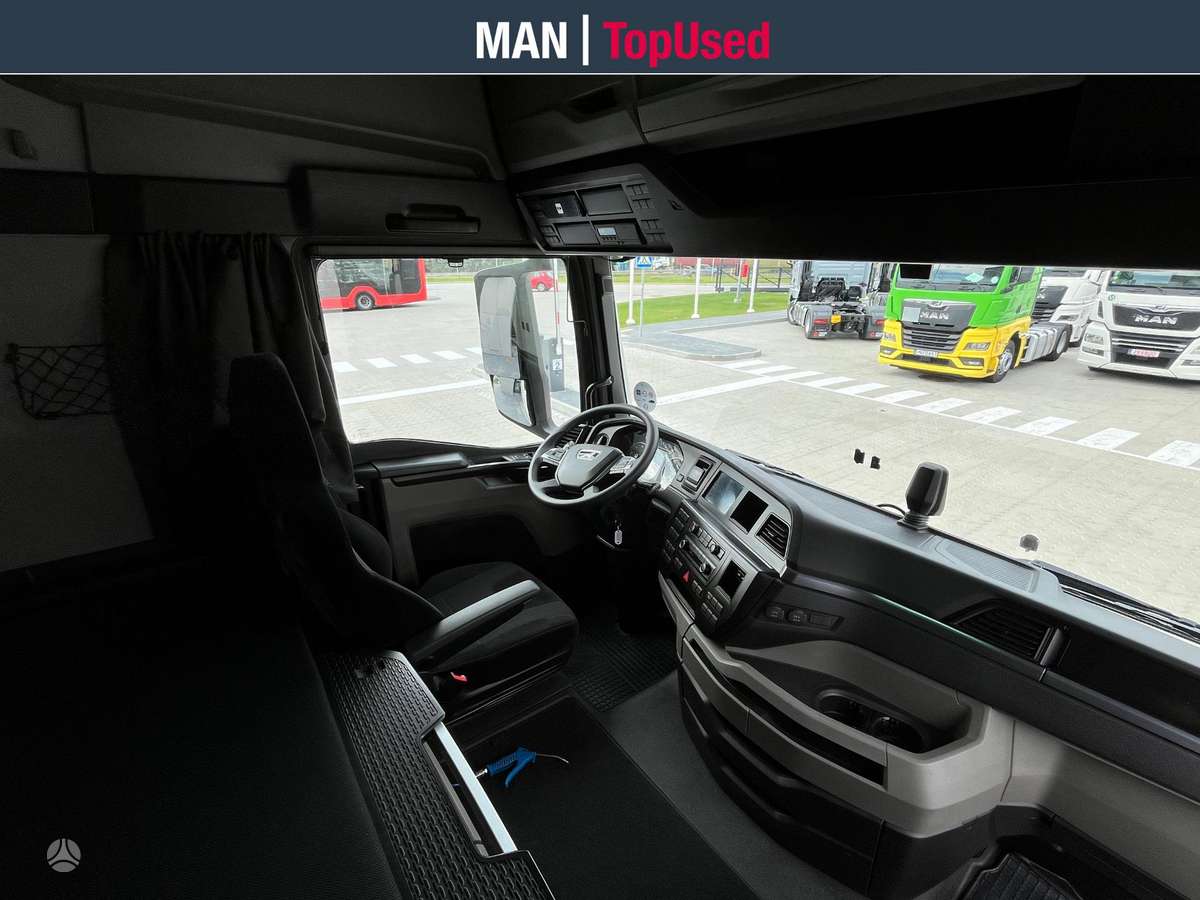 MAN TGX 18.480 4x2 GX cab LED (10654), double sleeper