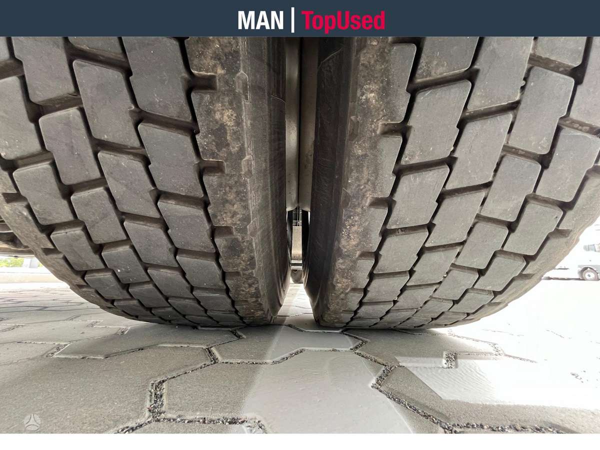 MAN TGX 18.480 4x2 GX cab LED (10654), double sleeper