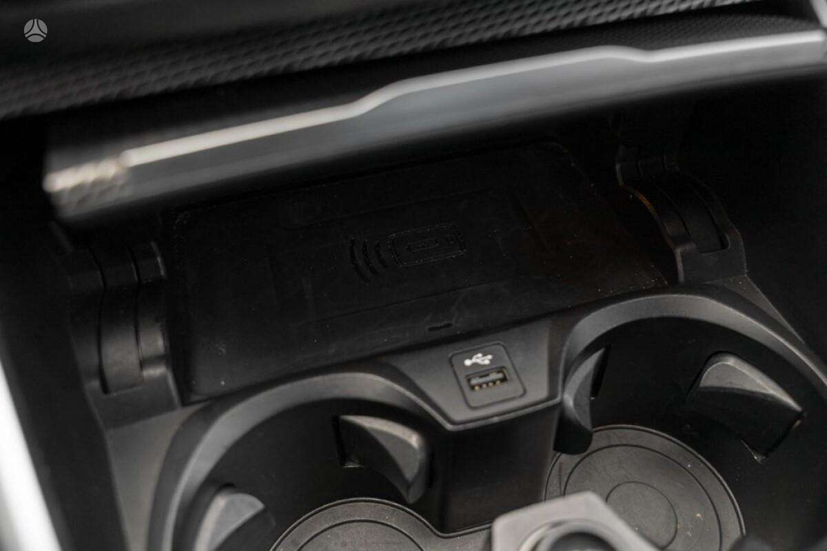 BMW 320, 2.0 l., Седан