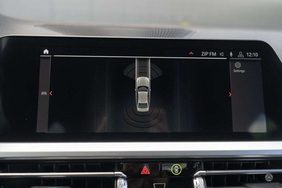 BMW 320, 2.0 l., Седан