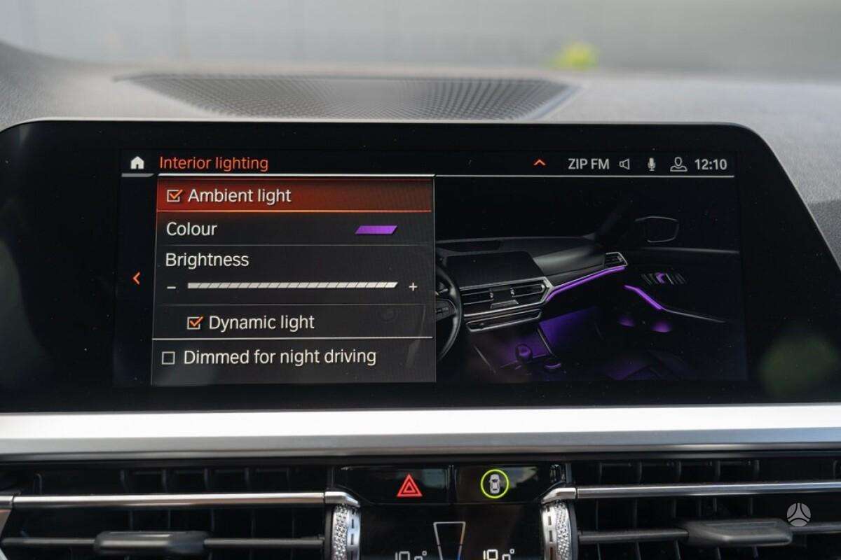 BMW 320, 2.0 l., Седан