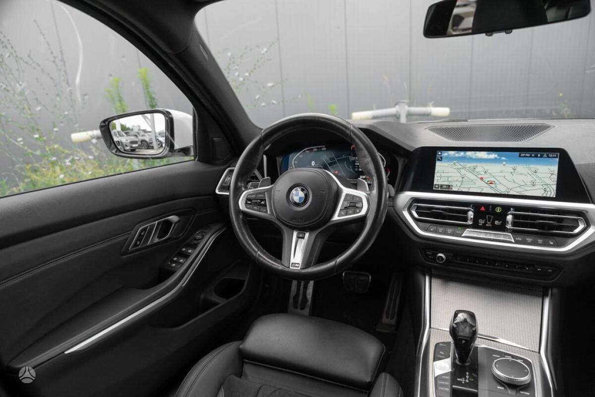BMW 320, 2.0 l., Седан