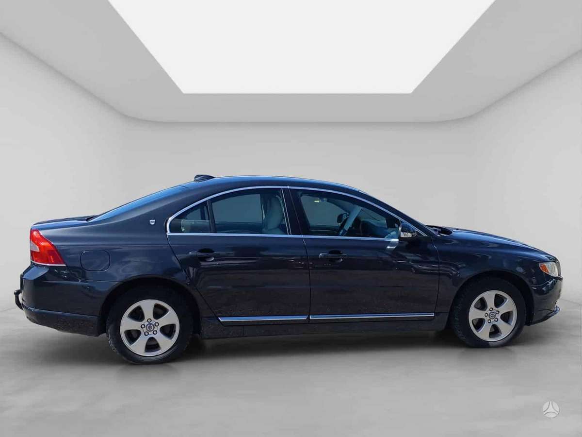 Volvo S80, 2.0 l., Седан