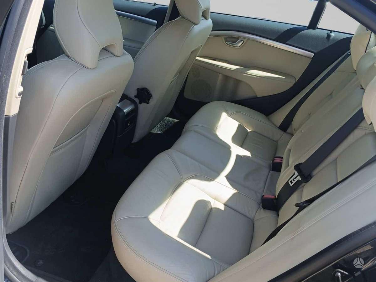 Volvo S80, 2.0 l., Седан