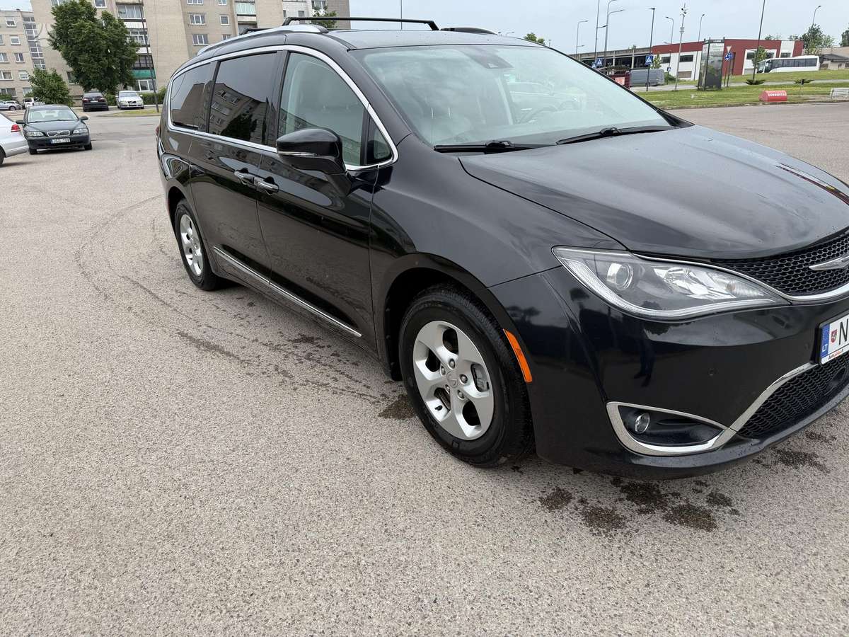 Chrysler Pacifica, 3.6 l., Минивэн