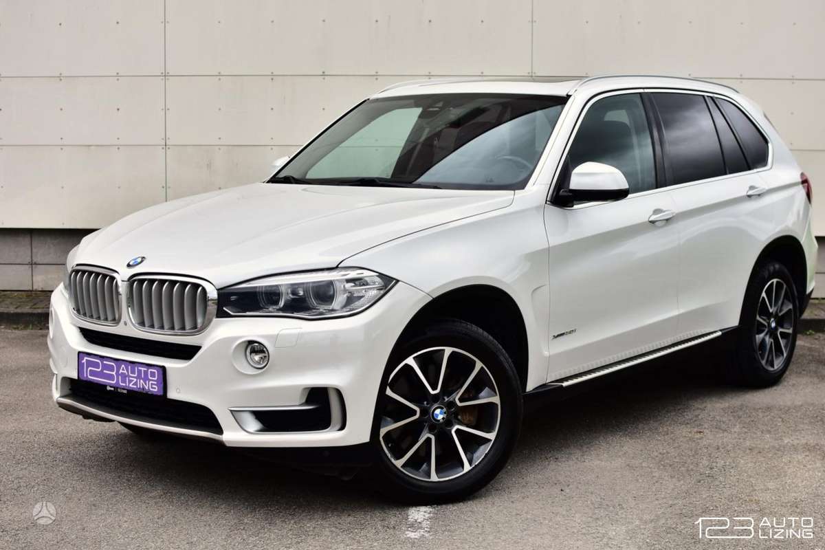 BMW X5, 4.4 l., off-road / crossover