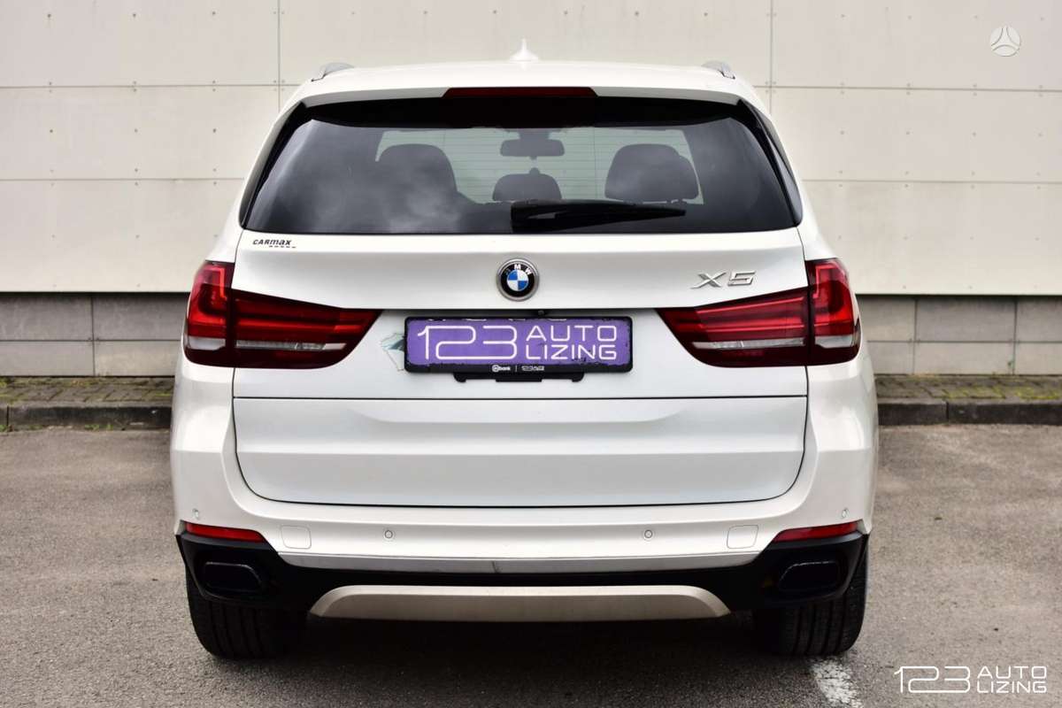 BMW X5, 4.4 l., off-road / crossover