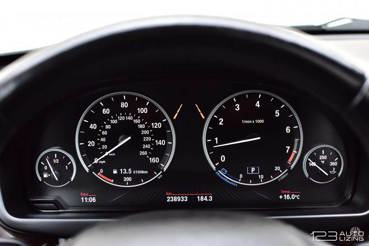 BMW X5, 4.4 l., off-road / crossover