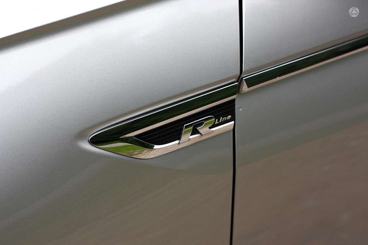 Volkswagen Tiguan - 4
