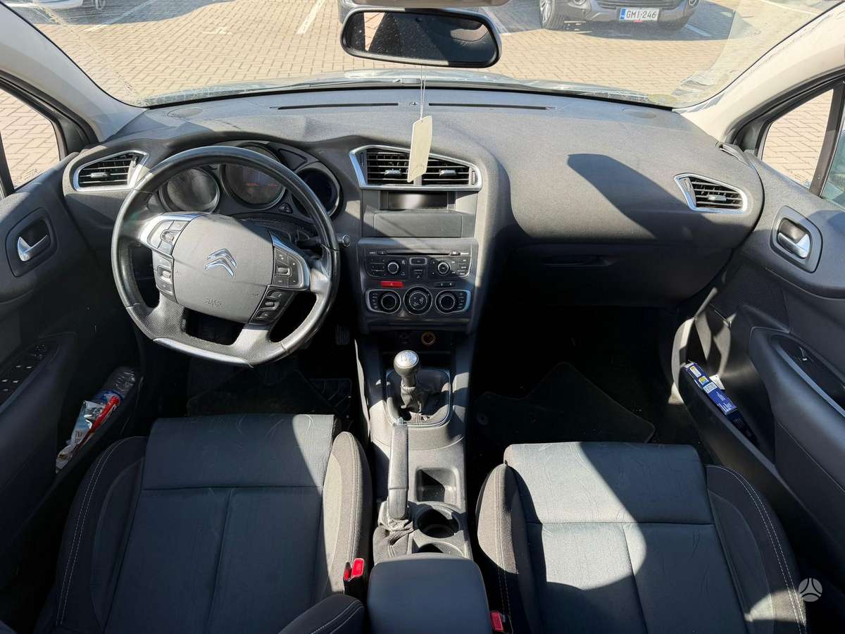 Citroen C4, 1.6 l., Хэтчбек