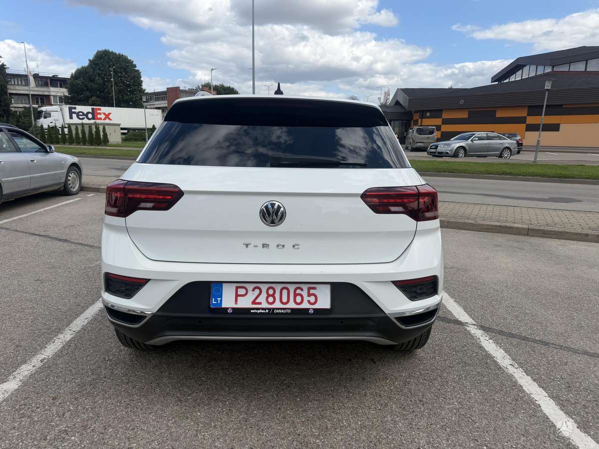 Volkswagen T-Roc - 6