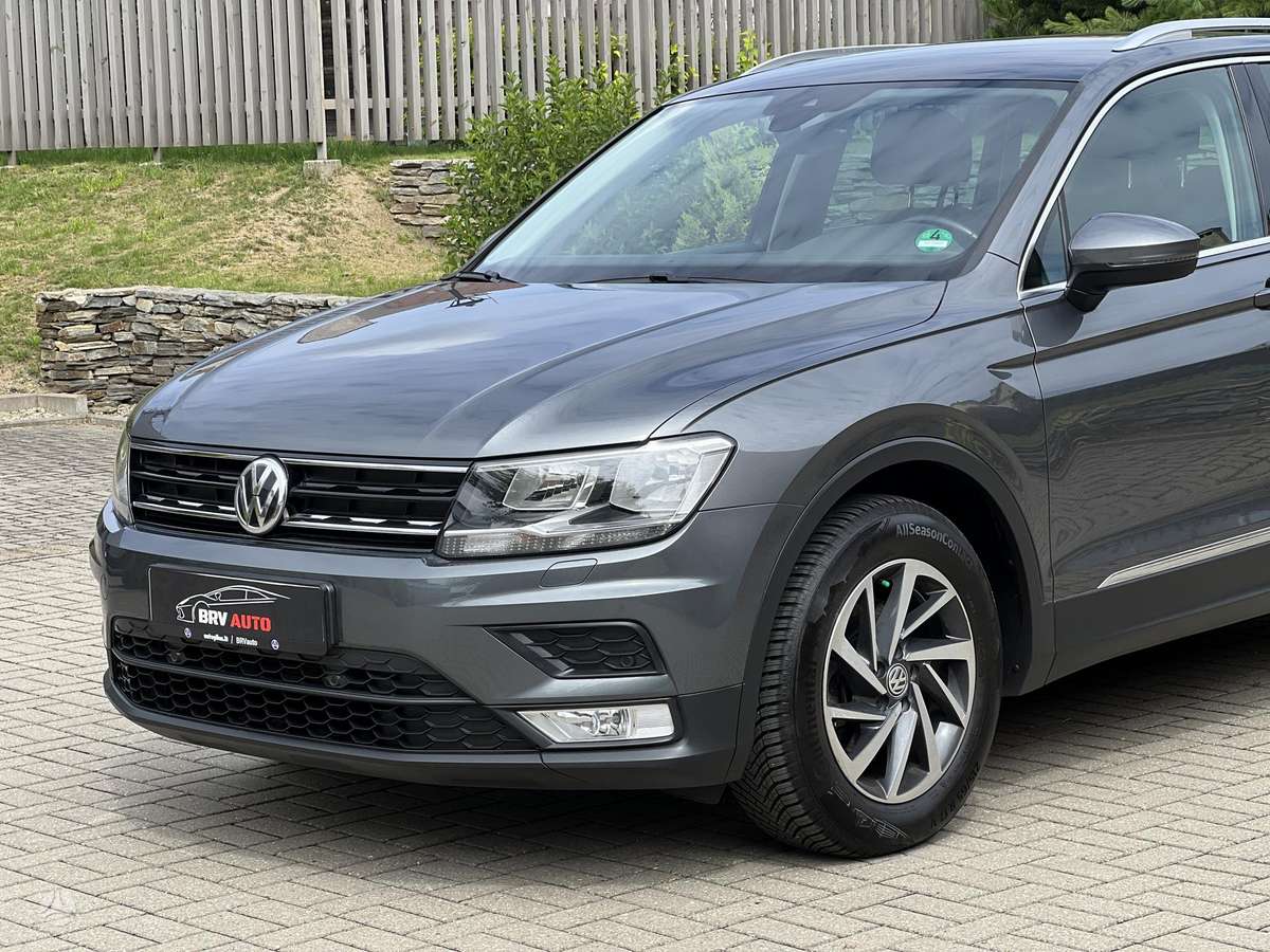 Volkswagen Tiguan - 11