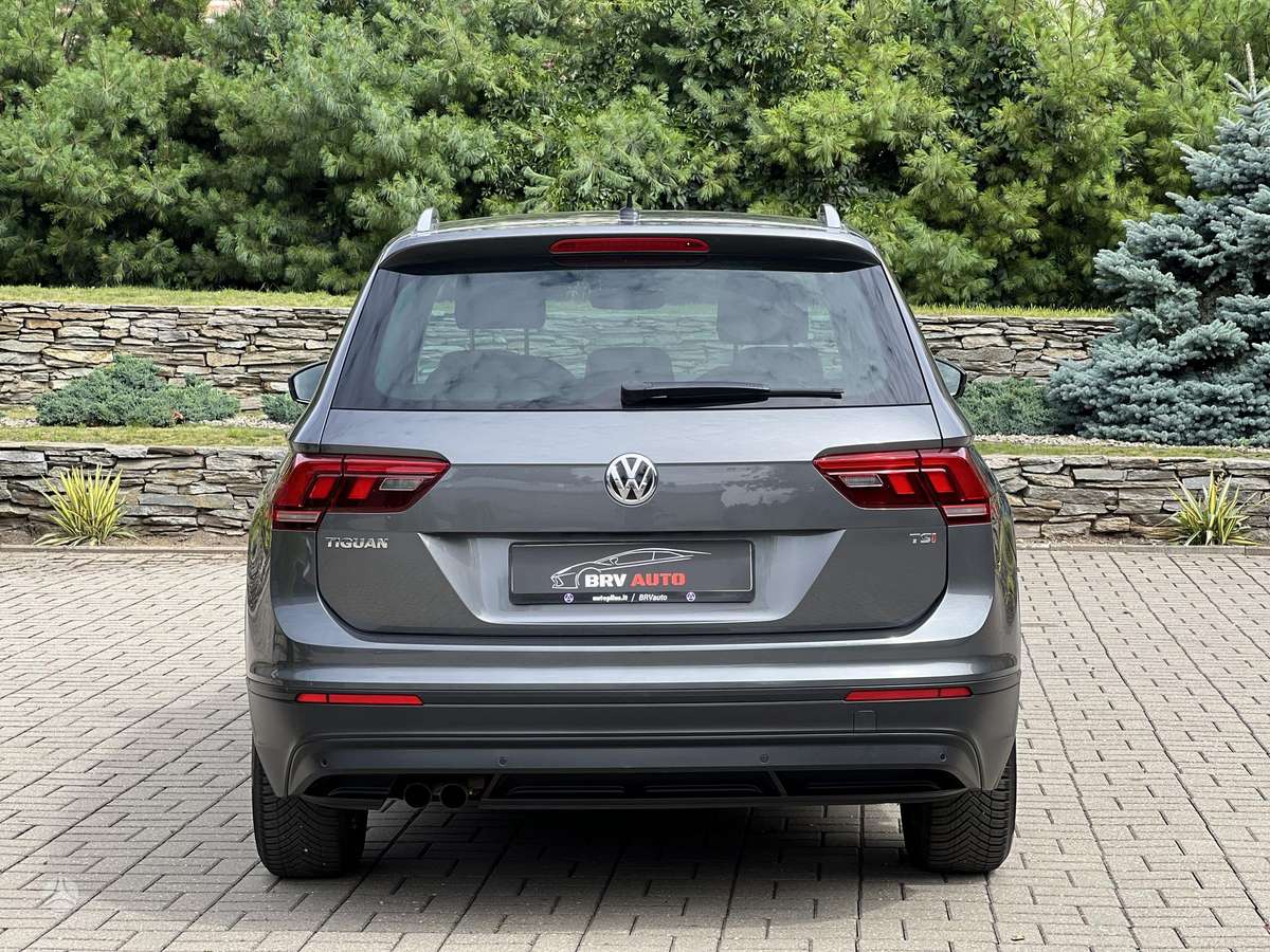 Volkswagen Tiguan - 8