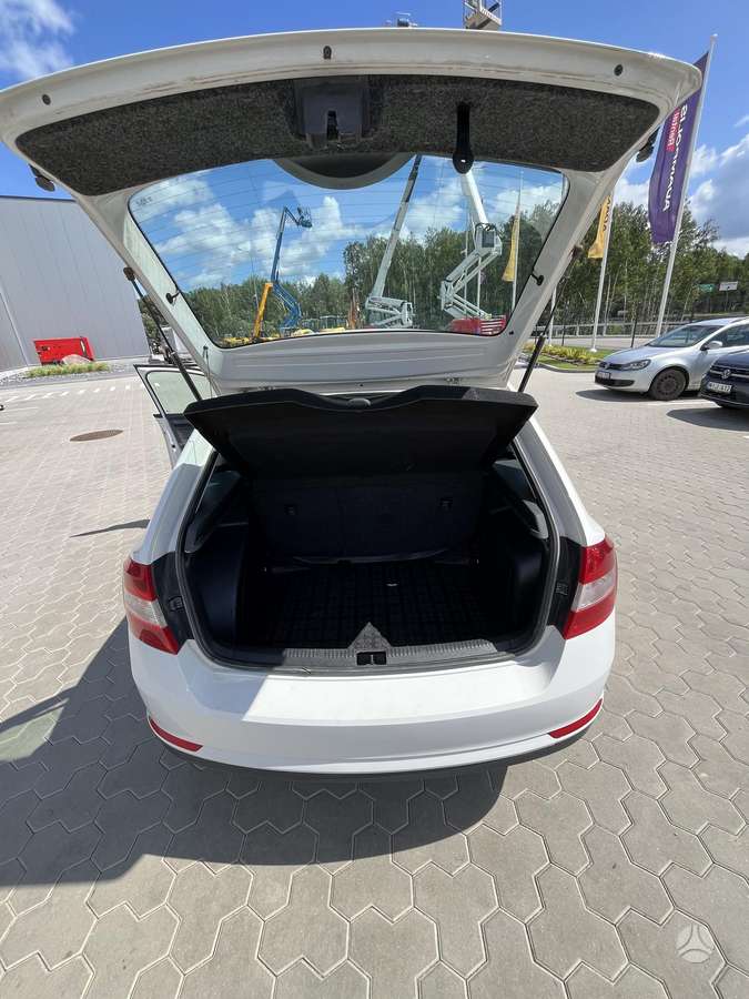 Skoda Rapid, 1.2 l., hatchback