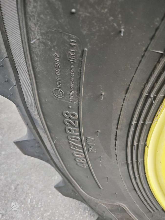 John Deere 6150R, tractors