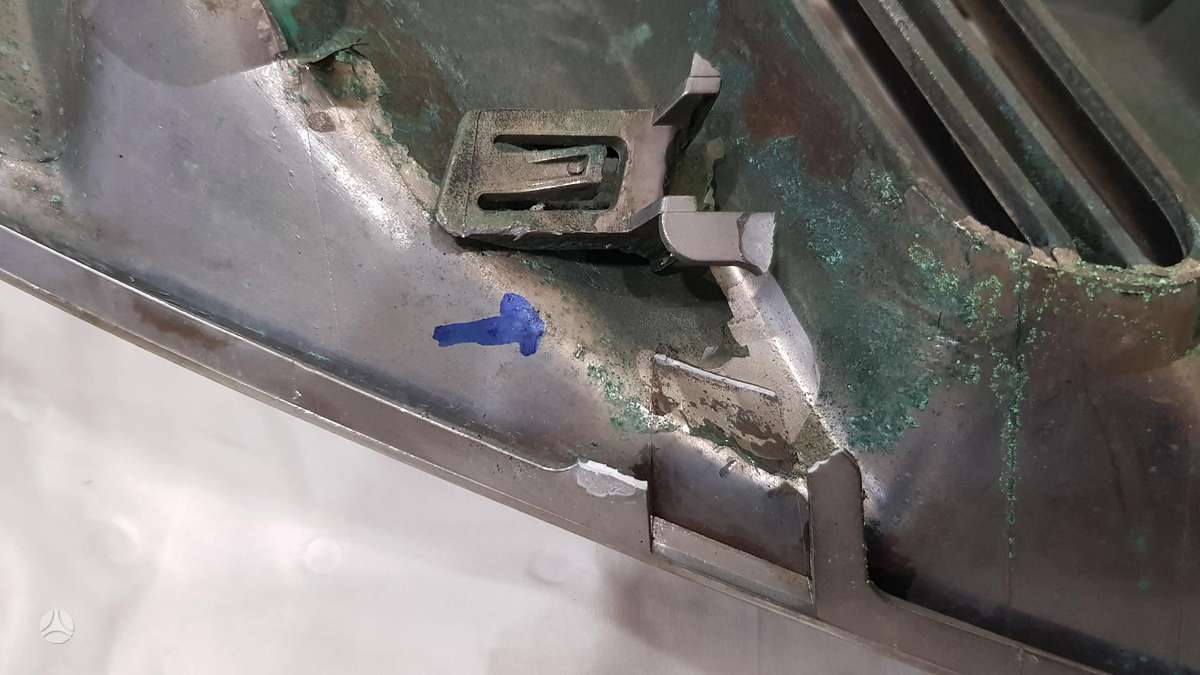 Nissan Murano apdailos grotelės