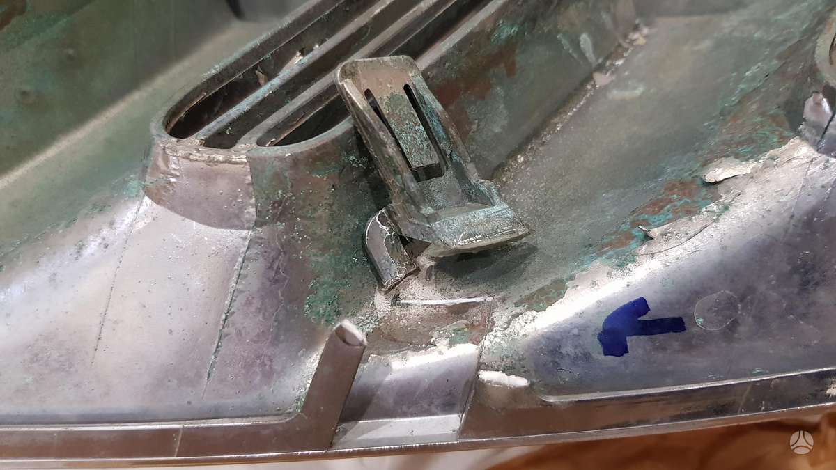 Nissan Murano apdailos grotelės