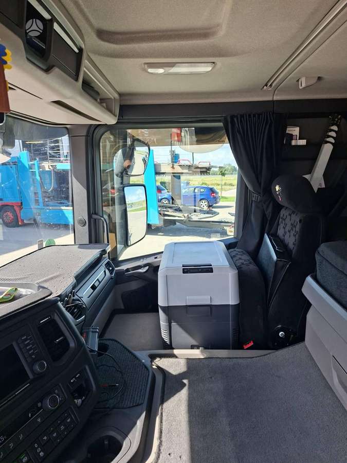 Scania P460, auto transporters