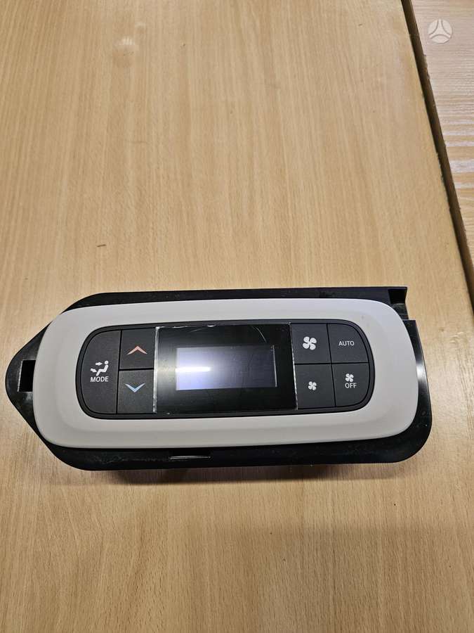 Chrysler Pacifica kėbulo dalys