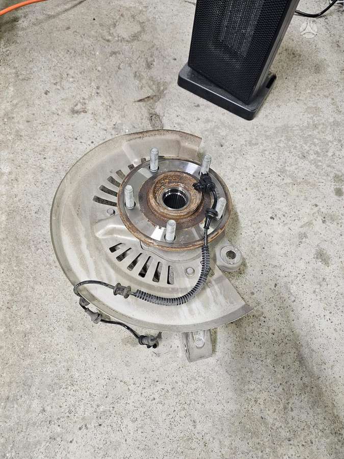Chrysler Pacifica kėbulo dalys