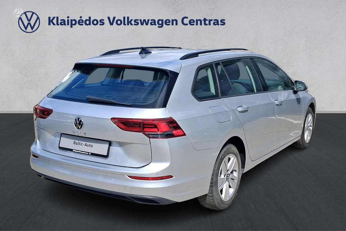 Volkswagen Golf - 6